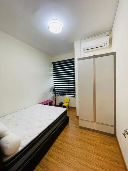 Pangsapuri untuk Disewa di Sky Garden Residences - Steven . - Bedroom - PropertyGuru.com.my