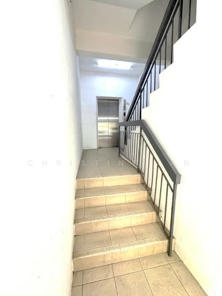 Shop / Office for Sale in Ara Damansara (Selangor) - Christine Tan - Corridor - PropertyGuru.com.my