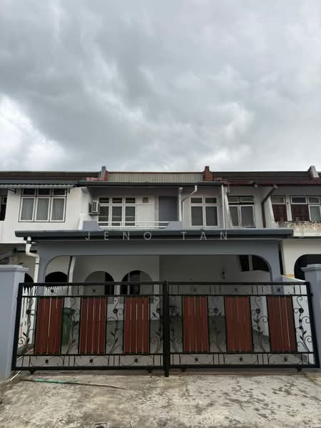 2-storey Terraced House for Rent in Kuching (Sarawak) - Jeno Tan - Exterior - PropertyGuru.com.my
