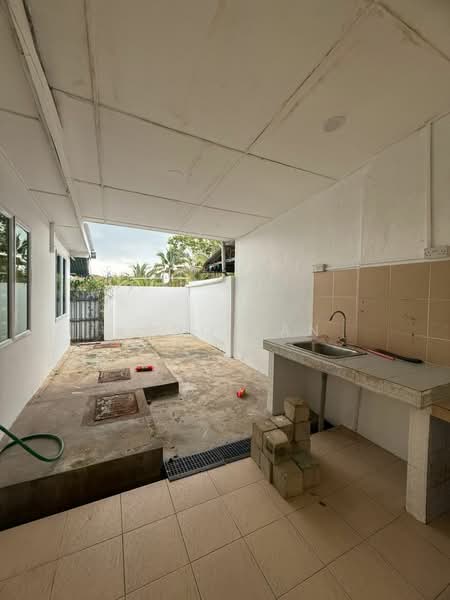 2-storey Terraced House for Rent in Kuching (Sarawak) - Jeno Tan - Exterior - PropertyGuru.com.my