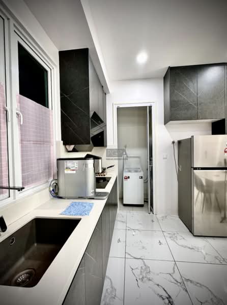 Condominium for Sale at QuayWest Residence - Rachael Tan - Kitchen - PropertyGuru.com.my