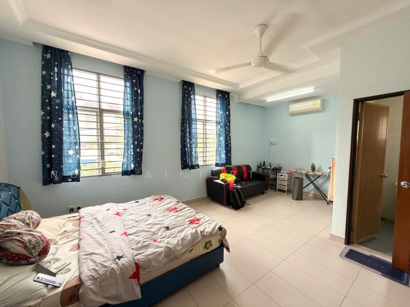 Rumah Teres 2.5 Tingkat untuk Dijual di Taman Berjaya Baru (Kajang) - Noor Aini Bt Ayob - Bedroom - PropertyGuru.com.my
