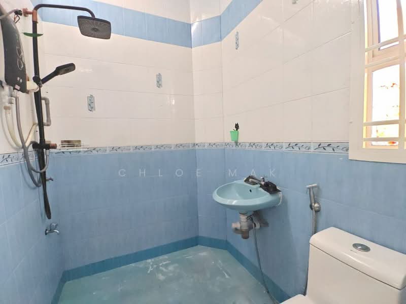 Terraced House for Rent in Austin (Johor Bahru) - Chloe Mak - Bathroom - PropertyGuru.com.my