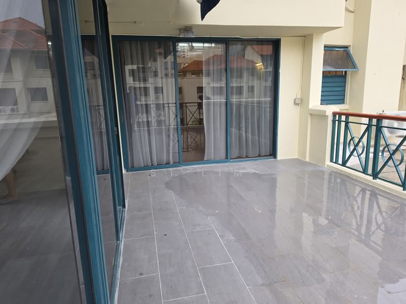 Kondominium untuk Disewa di Bellisa Court - ST Lim - Balcony - PropertyGuru.com.my