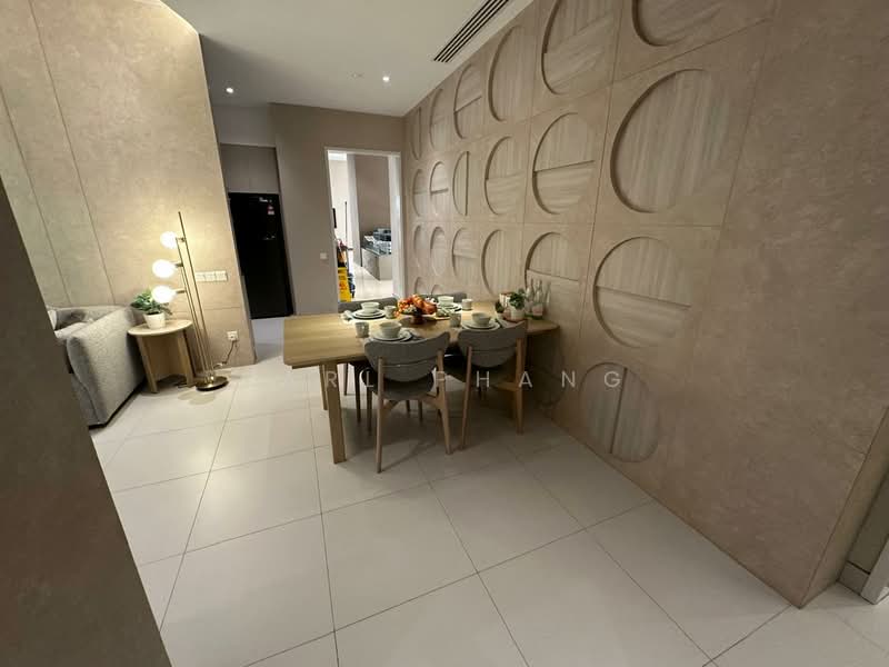 Servis Apartment untuk Dijual di The Vividz - Karl Phang - Living Room - PropertyGuru.com.my