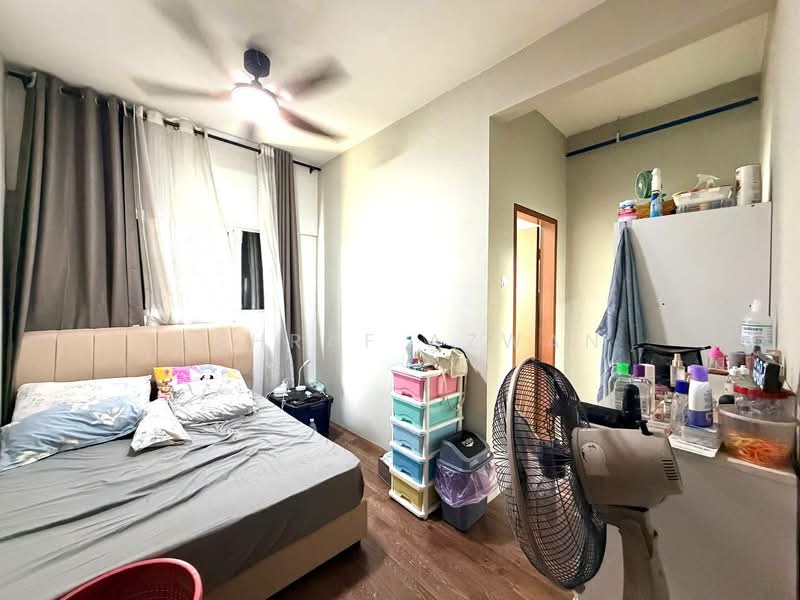 Pangsapuri untuk Dijual di Seri Warisan - Ashraf Azwan - Bedroom - PropertyGuru.com.my