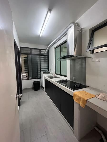 Service Residence for Sale at Saville Residence - Alex Yap - Kitchen - PropertyGuru.com.my