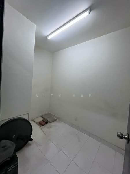 Service Residence for Sale at Saville Residence - Alex Yap - Interior - PropertyGuru.com.my