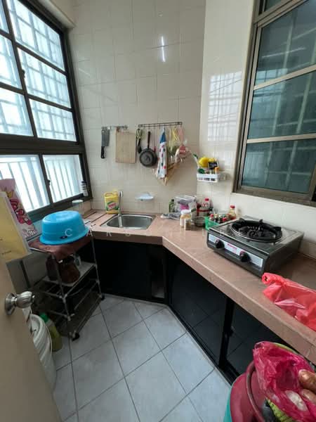 Kondominium untuk Dijual di Menara Menjalara - Carson Lee - Kitchen - PropertyGuru.com.my