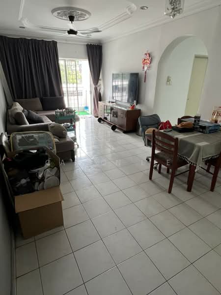 Kondominium untuk Dijual di Menara Menjalara - Carson Lee - Living Room - PropertyGuru.com.my