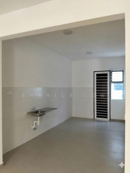 Rumah Teres 2 Tingkat untuk Disewa di Taman Puchong Tekali (Puchong) - Shanice Low - Kitchen - PropertyGuru.com.my