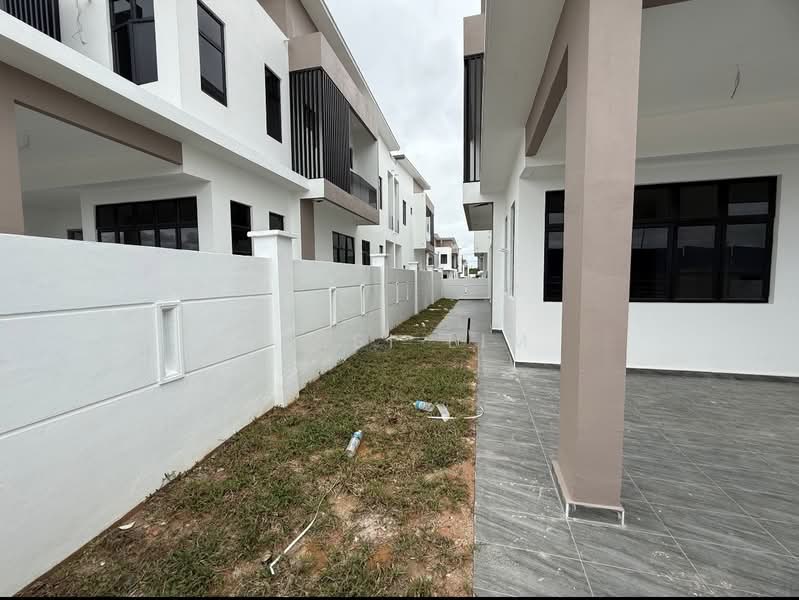 Rumah Kluster untuk Dijual di Iskandar Puteri (Nusajaya) (Johor) - Jessi Lim - Exterior - PropertyGuru.com.my