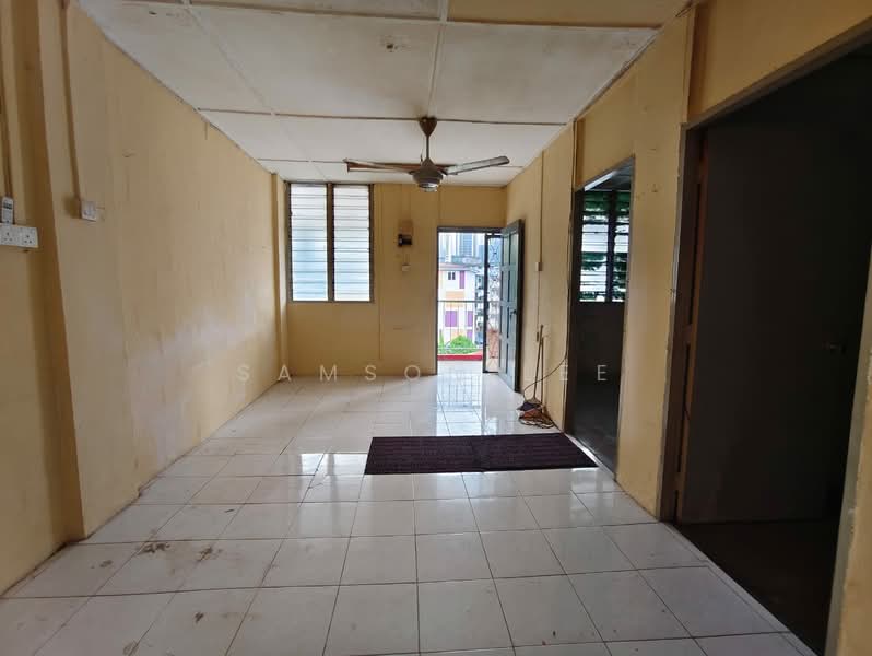 Flat for Rent at Seksyen 1 Wangsa Maju Flat - Samson Lee - Living Room - PropertyGuru.com.my