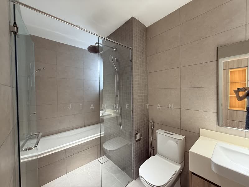 Kondominium untuk Disewa di Bangsar Hill Park - Jeanne Tan - Bathroom - PropertyGuru.com.my