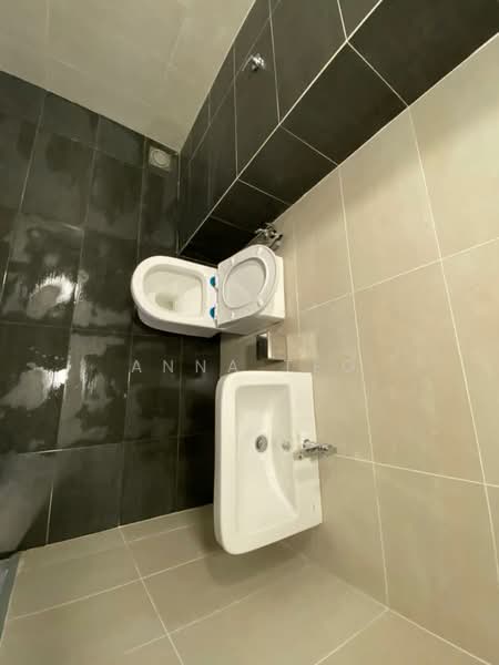 Service Residence for Sale at Pinnacle Sri Petaling - Anna Teo - Bathroom - PropertyGuru.com.my
