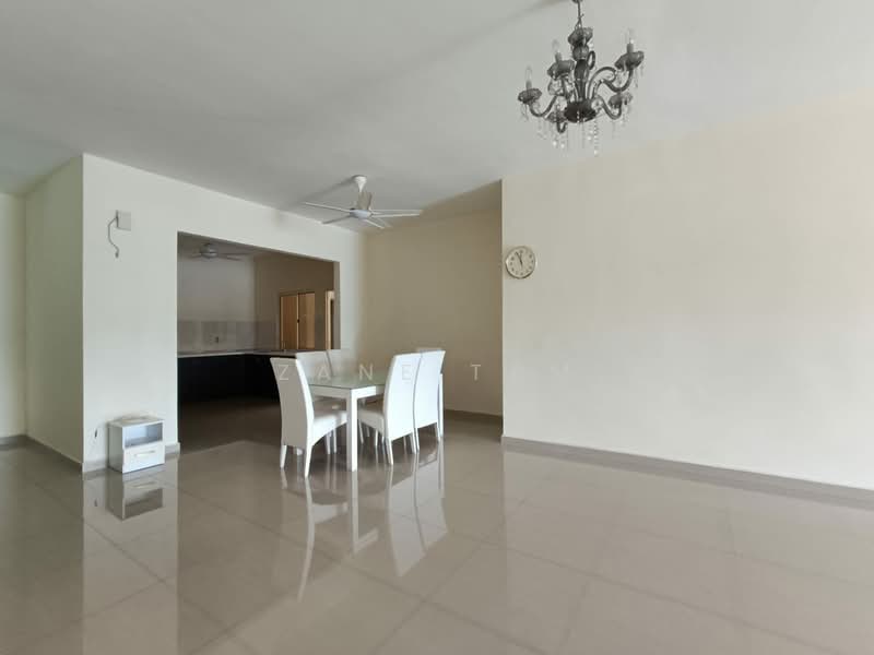 Kondominium untuk Disewa di Putra Marine Resort - Zane Tam - Dining Room - PropertyGuru.com.my