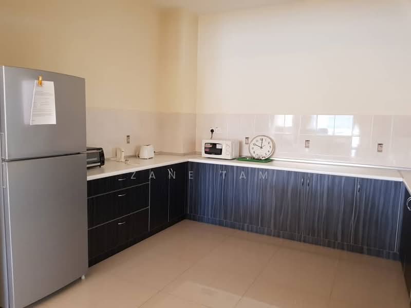 Kondominium untuk Disewa di Putra Marine Resort - Zane Tam - Kitchen - PropertyGuru.com.my