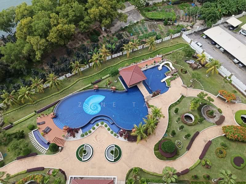 Kondominium untuk Disewa di Putra Marine Resort - Zane Tam - Pool - PropertyGuru.com.my