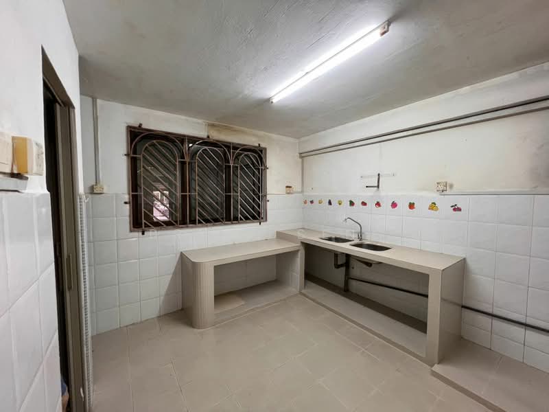 2-storey Terraced House for Sale in Kulai (Johor) - Bryan Seng - Kitchen - PropertyGuru.com.my