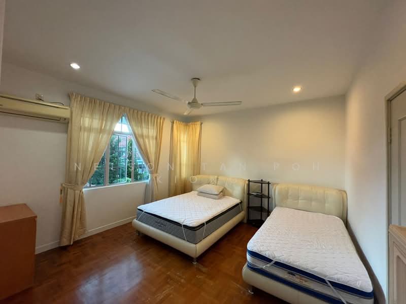 Rumah Berkembar untuk Dijual di Taman Pelangi Indah (Ulu Tiram) - Nelson Tan Poh Kiong - Bedroom - PropertyGuru.com.my