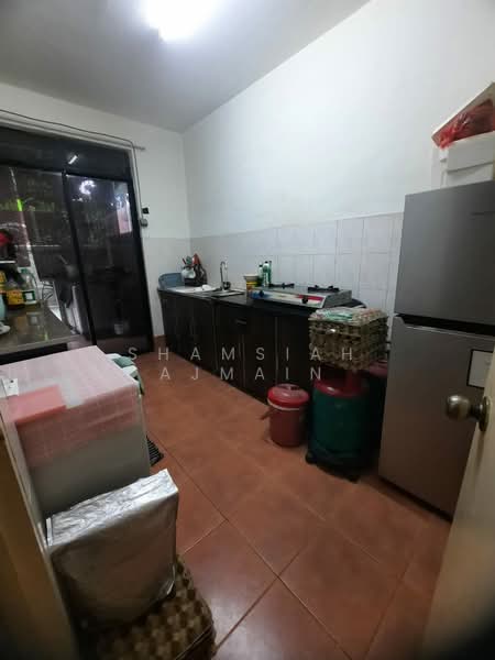 Rumah Bandar untuk Dijual di Cyber 11 (Cyberjaya) - SHAMSIAH AJMAIN - Kitchen - PropertyGuru.com.my