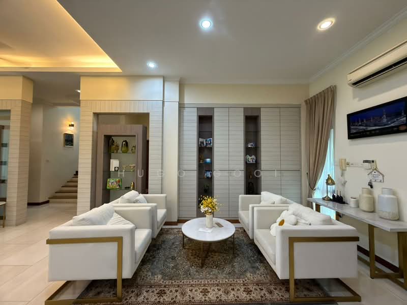 Rumah Banglo untuk Disewa di Mont Kiara (Kuala Lumpur) - Hugo Gooi - Living Room - PropertyGuru.com.my
