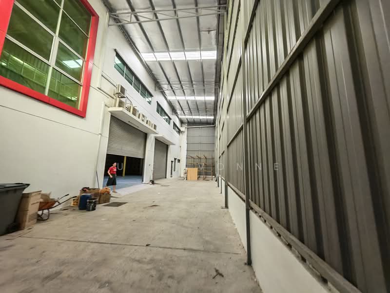 Factory for Rent in Senai (Kulai) - Bu Ee Vonne - Exterior - PropertyGuru.com.my