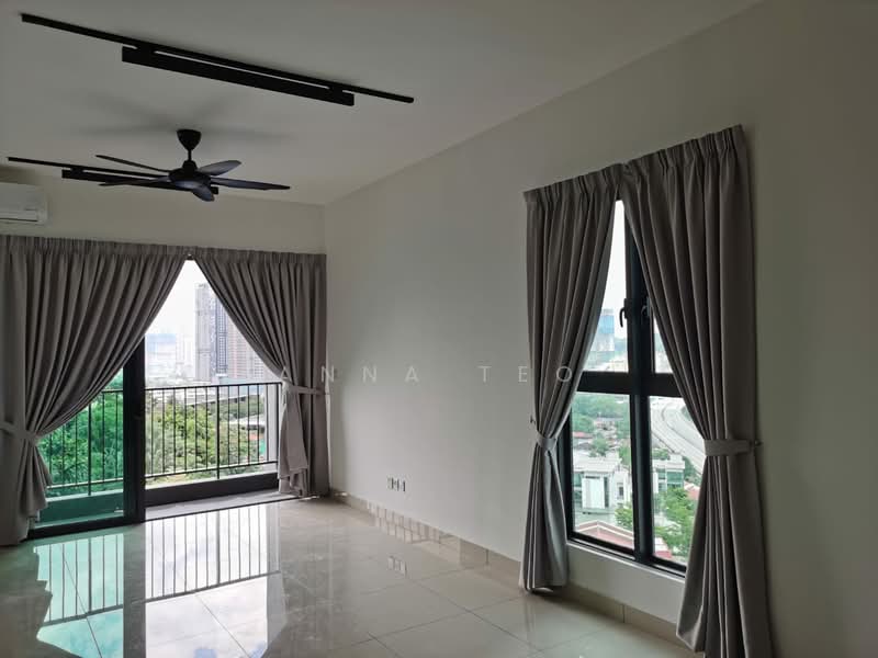 Kondominium untuk Dijual di The Hermington - Anna Teo - Balcony - PropertyGuru.com.my