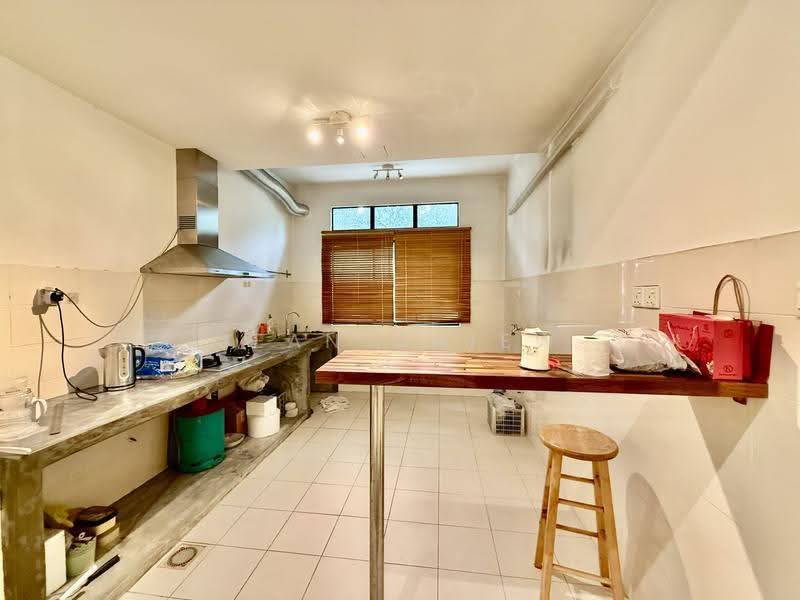 Rumah Bandar untuk Dijual di Bandar Bukit Puchong 2 (Puchong) - Jean Chiew - Kitchen - PropertyGuru.com.my