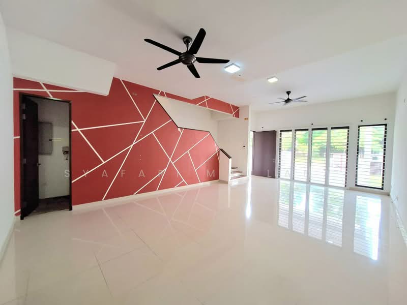2-storey Terraced House for Sale in Alam Impian (Shah Alam) - Syafari Maulana - Living Room - PropertyGuru.com.my