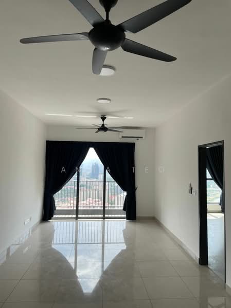 Kondominium untuk Dijual di The Hermington - Anna Teo - Living Room - PropertyGuru.com.my