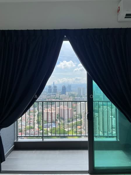 Kondominium untuk Dijual di The Hermington - Anna Teo - Balcony - PropertyGuru.com.my