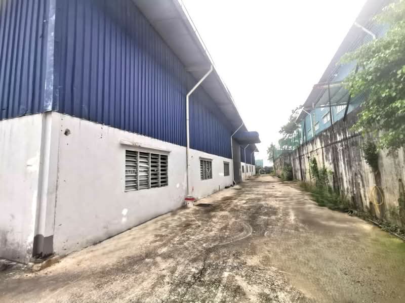 Detached Factory for Sale in Subang (Selangor) - Wendy Ng - Exterior - PropertyGuru.com.my