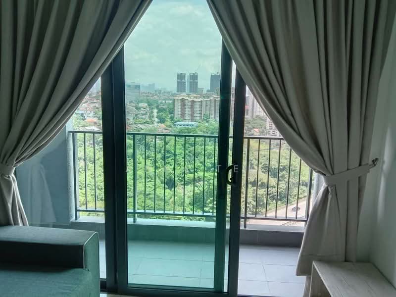 Kondominium untuk Dijual di The Hermington - Anna Teo - Balcony - PropertyGuru.com.my