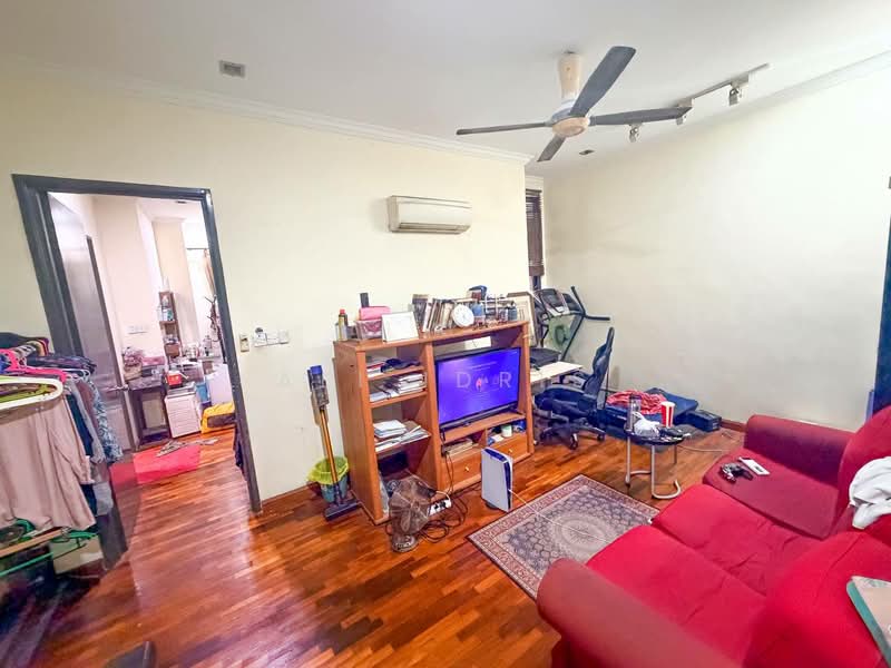 2-storey Terraced House for Sale in Alam Damai (Cheras) - Ali Idris - Living Room - PropertyGuru.com.my
