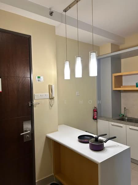 Condominium for Sale at Shaftsbury Residence - Kylie Hoh - Kitchen - PropertyGuru.com.my