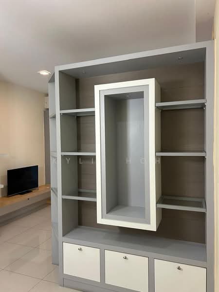 Condominium for Sale at Shaftsbury Residence - Kylie Hoh - Living Room - PropertyGuru.com.my