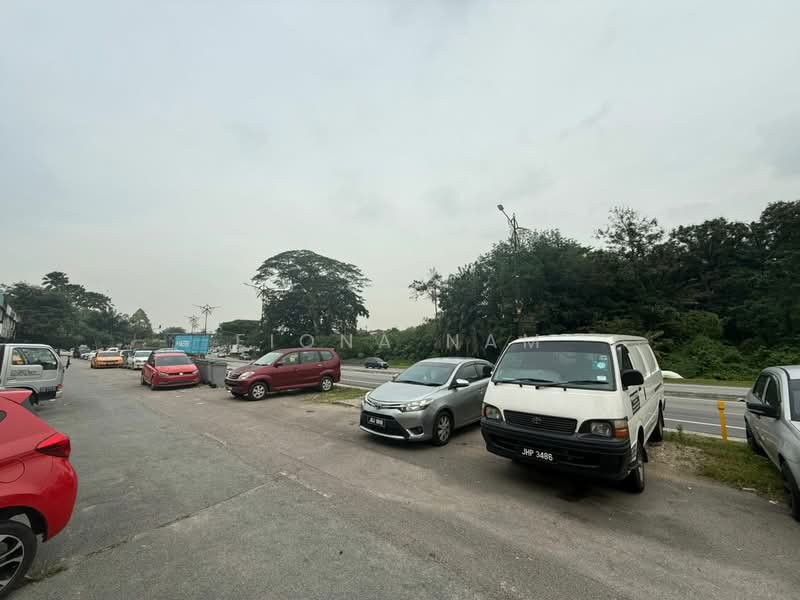 Shop for Rent in Tampoi (Johor) - Fiona Nam - Exterior - PropertyGuru.com.my