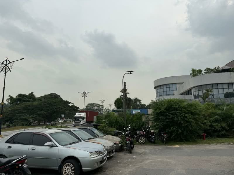 Shop for Rent in Tampoi (Johor) - Fiona Nam - Exterior - PropertyGuru.com.my