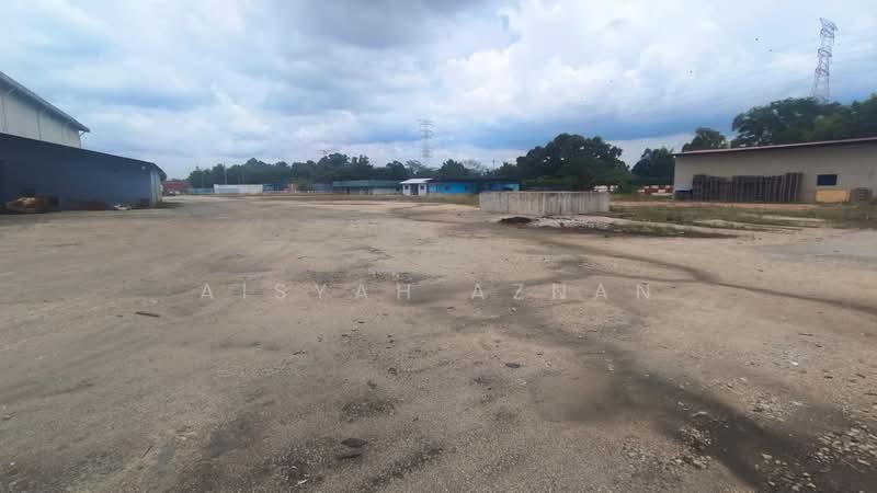 Warehouse for Rent in Sungai Karang (Pahang) - Aisyah Aznan - Exterior - PropertyGuru.com.my