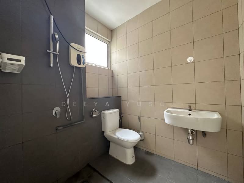 3-storey Terraced House for Rent in Taman Subang Mas (Subang Jaya) - Deeya Yusof - PropertyGuru.com.my