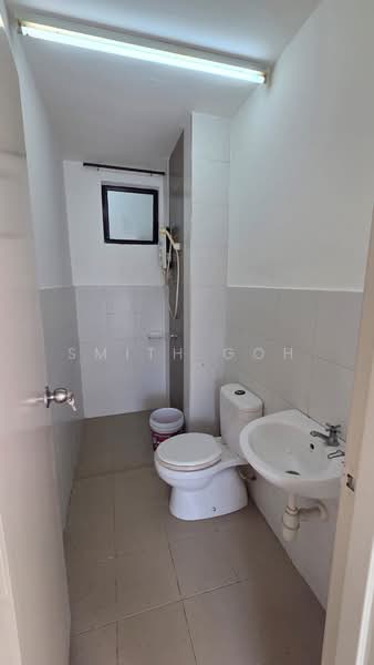 Servis Apartment untuk Dijual di Jentayu Residensi @ Tampoi - Smith Goh - Bathroom - PropertyGuru.com.my