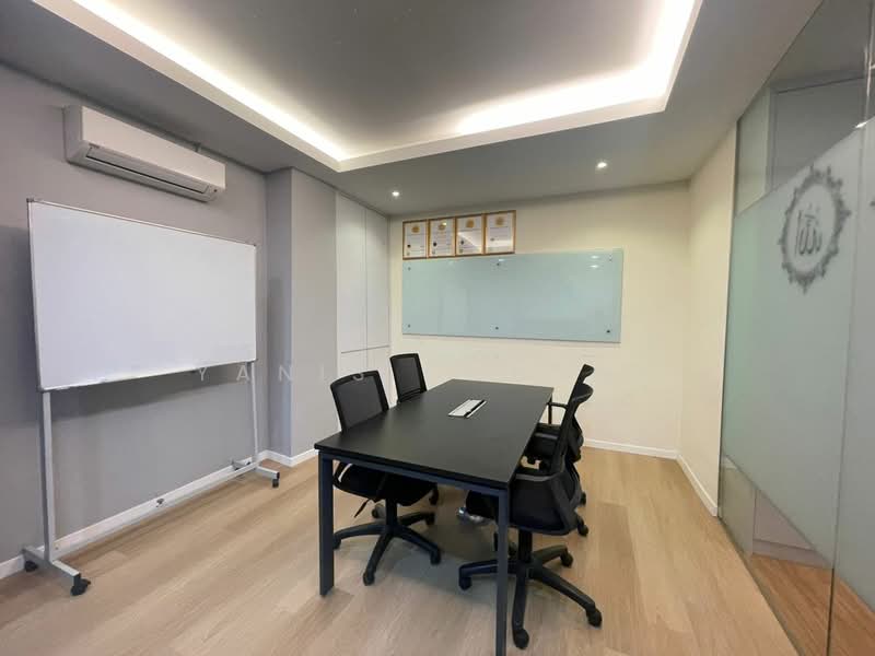 Shop / Office for Sale in Kepong (Kuala Lumpur) - Yanis Cheong - Interior - PropertyGuru.com.my