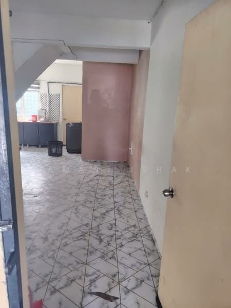 Rumah Teres 2 Tingkat untuk Dijual di Taman Mawar (Ampang) - Zamani Ishak - Interior - PropertyGuru.com.my