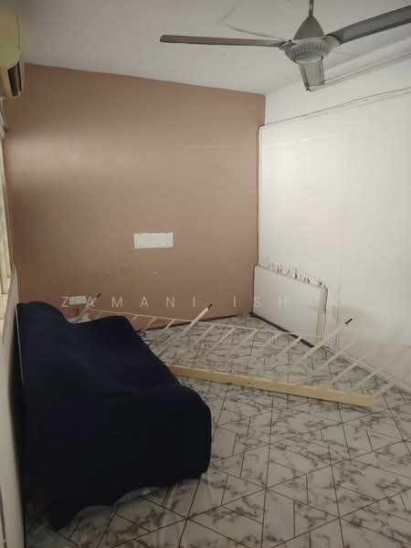 Rumah Teres 2 Tingkat untuk Dijual di Taman Mawar (Ampang) - Zamani Ishak - Interior - PropertyGuru.com.my