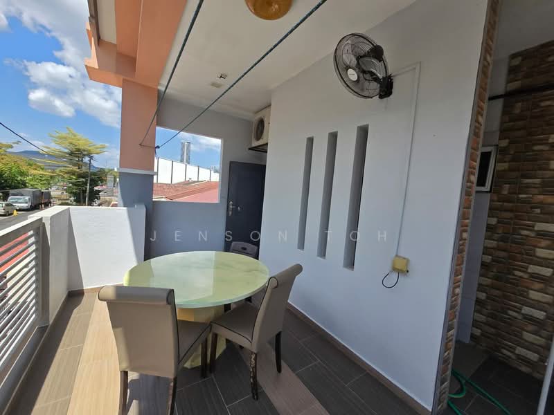 Rumah Teres 2 Tingkat untuk Dijual di Kepong Baru (Kepong) - Jenson Toh - Balcony - PropertyGuru.com.my