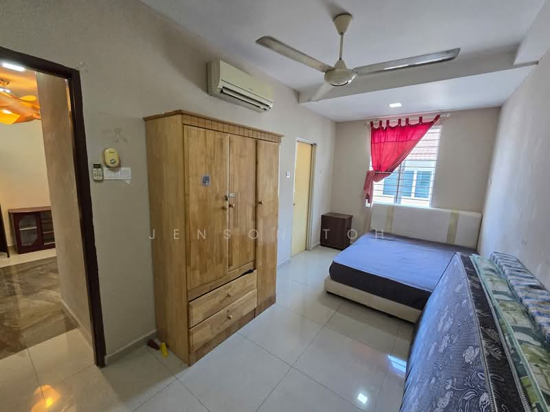 Rumah Teres 2 Tingkat untuk Dijual di Kepong Baru (Kepong) - Jenson Toh - Bedroom - PropertyGuru.com.my