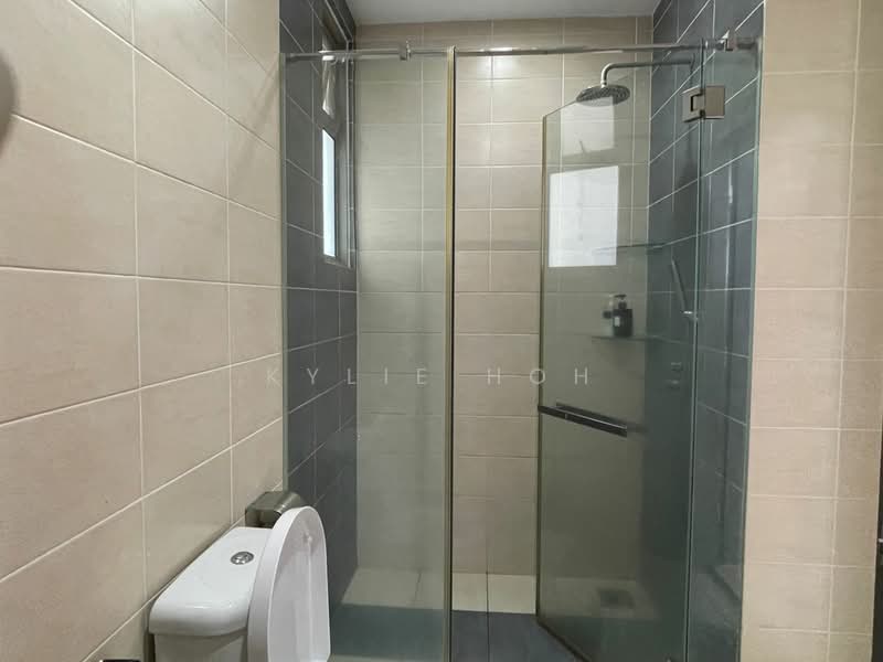 Condominium for Sale at Shaftsbury Residence - Kylie Hoh - Bathroom - PropertyGuru.com.my