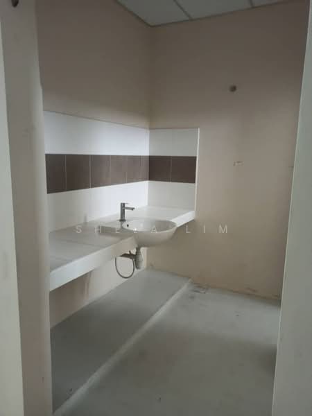 Kedai / Pejabat untuk Disewa di Bandar Dato Onn (Tebrau) - Shela Lim - Interior - PropertyGuru.com.my
