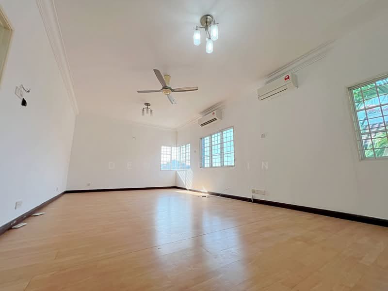 Semi-Detached House for Sale in Alam Damai (Cheras) - Denver Sin - Living Room - PropertyGuru.com.my